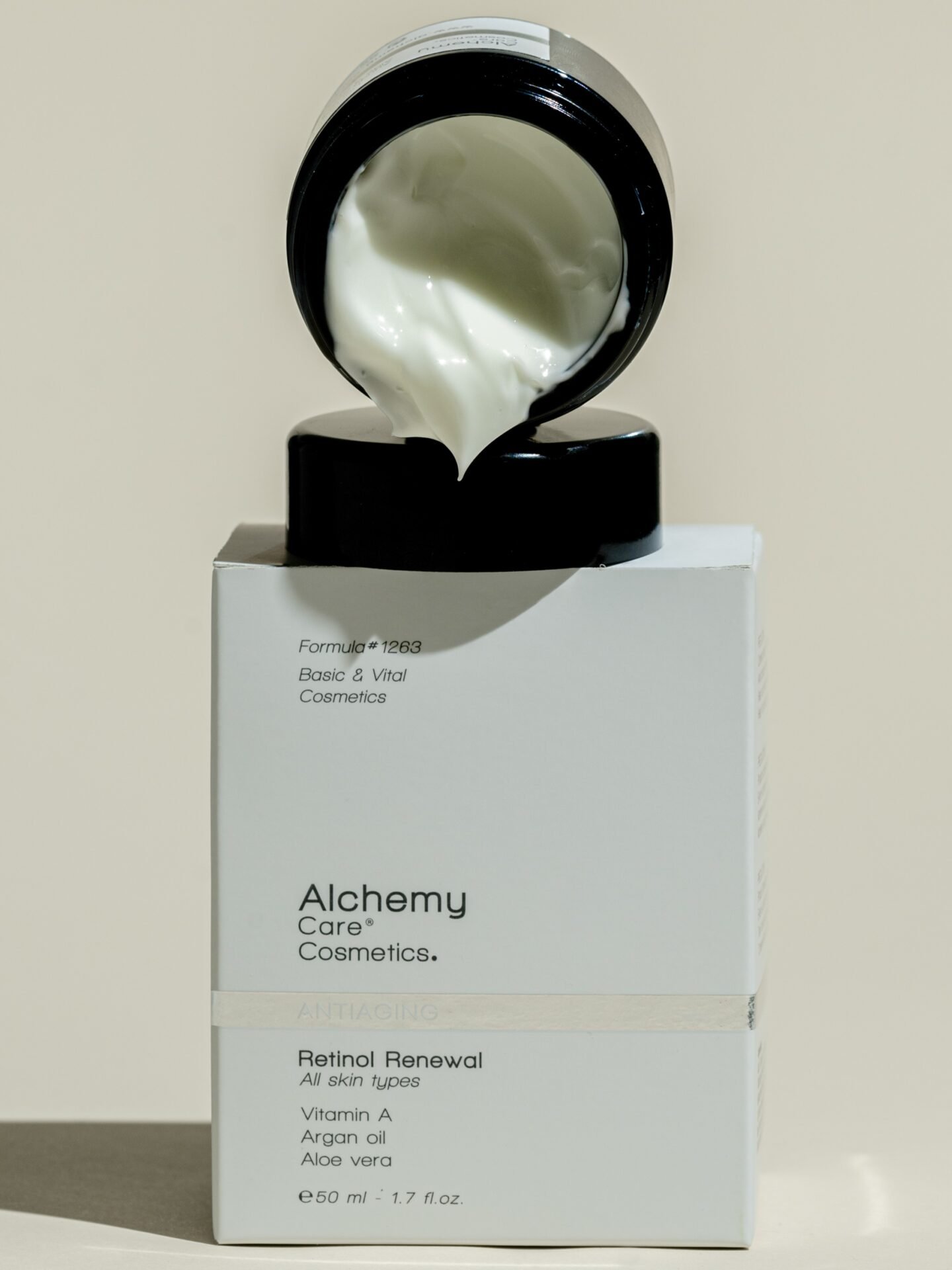 Retinol renewal Cream image 2